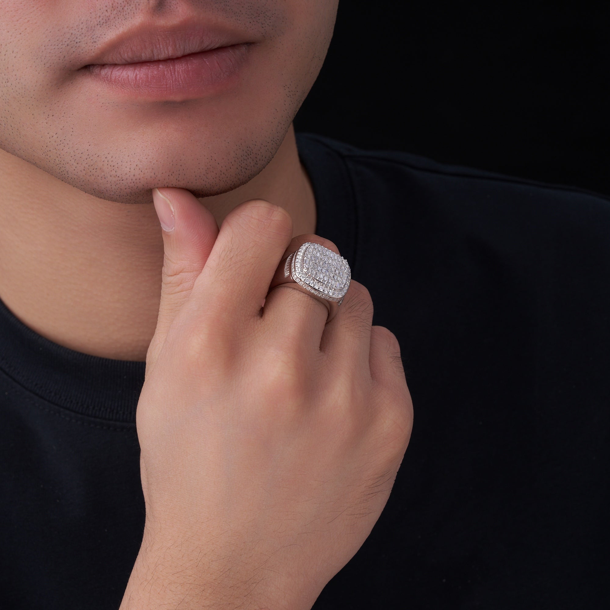 Engraved With Top-quality Moissanite, This Luxurious And Fashionable Minimalist Jewelry Set Features Exquisite Silver Accessories For Men. Made Of S925 Silver With Electroplated Platinum.